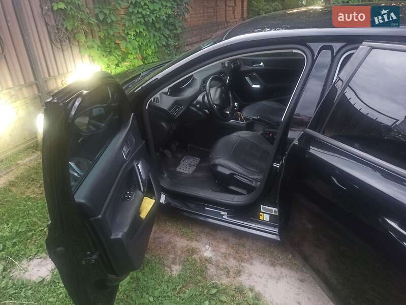 Універсал Peugeot 308 2015 в Глухові