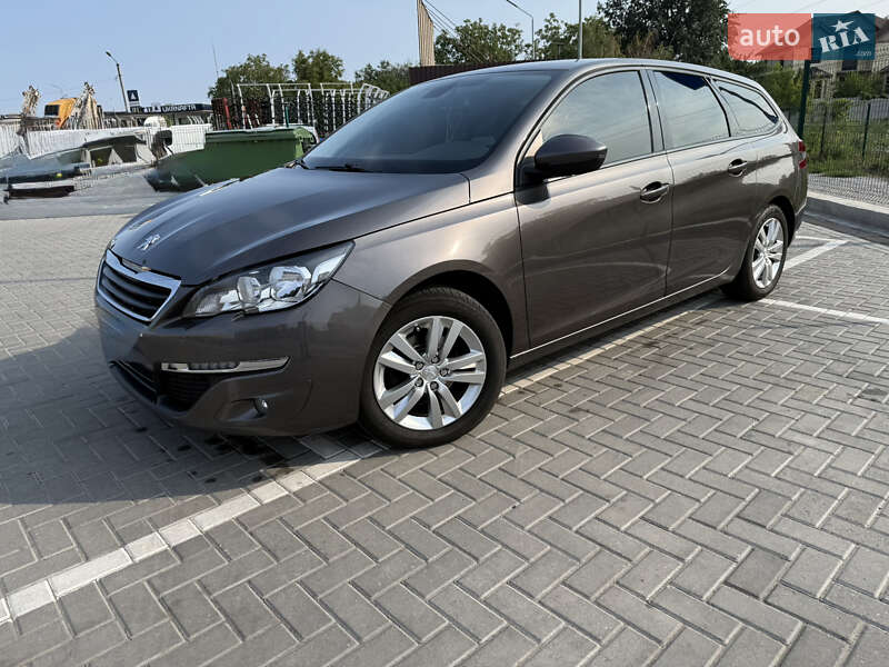 Peugeot 308 2015