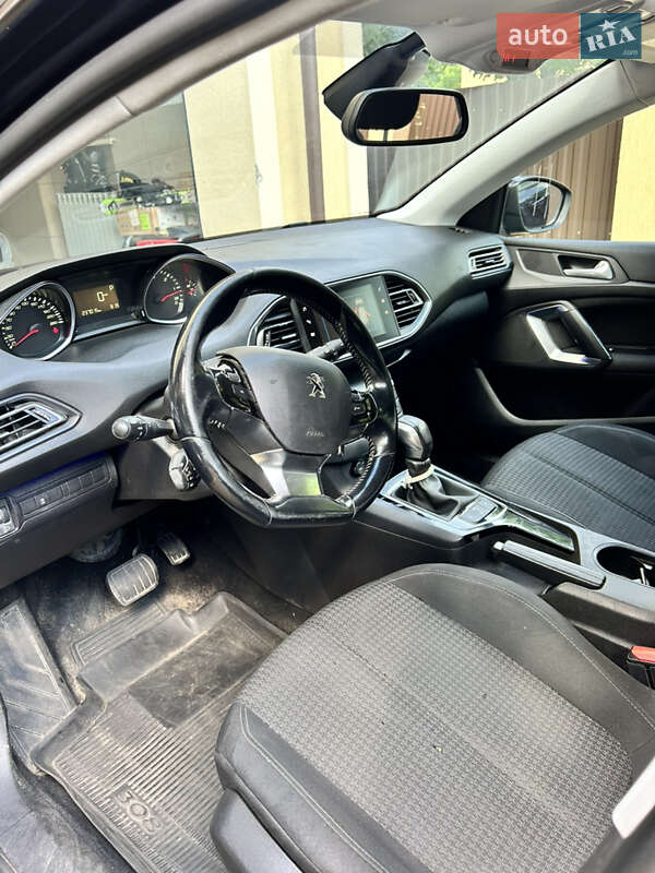 Универсал Peugeot 308 2017 в Львове фото 39 Универсал Peugeot 308 2017 в Львове