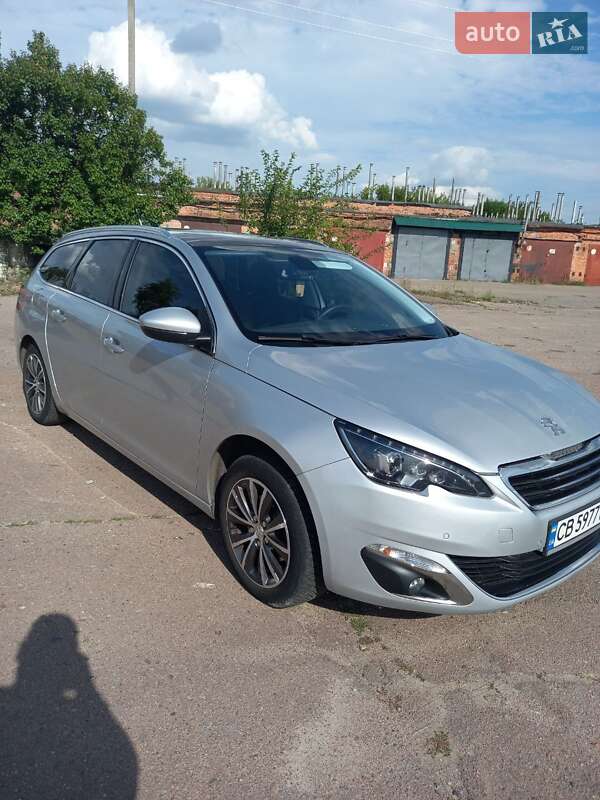 Універсал Peugeot 308 2016 в Чернігові