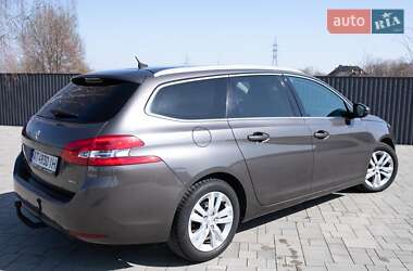 Універсал Peugeot 308 2015 в Брошневі-Облозі
