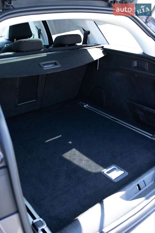 Универсал Peugeot 308 2015 в Брошневе-Осаде