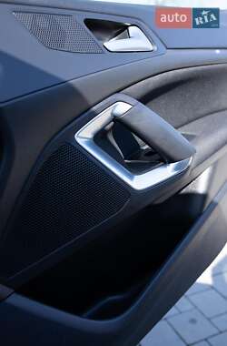 Універсал Peugeot 308 2015 в Брошневі-Облозі