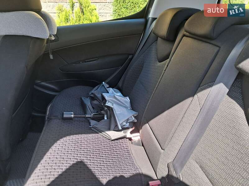 Хетчбек Peugeot 308 2011 в Вараші фото 6 Хетчбек Peugeot 308 2011 в Вараші