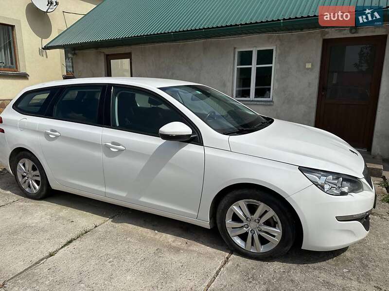 Универсал Peugeot 308 2014 в Тернополе