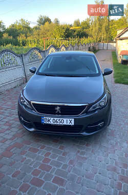 Универсал Peugeot 308 2019 в Ровно