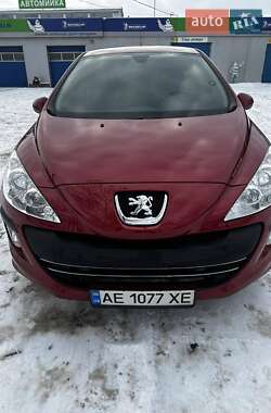 Хетчбек Peugeot 308 2010 в Дніпрі