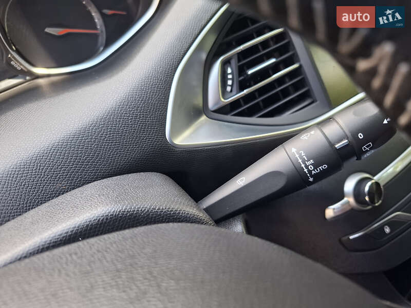 Універсал Peugeot 308 2019 в Львові