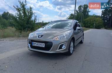 Хэтчбек Peugeot 308 2012 в Ахтырке