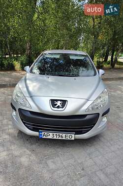 Хэтчбек Peugeot 308 2010 в Запорожье