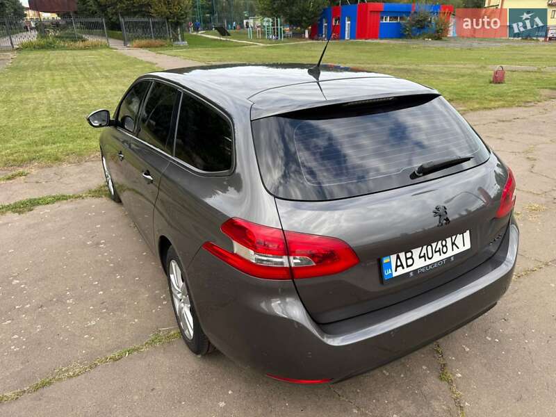 Універсал Peugeot 308 2016 в Ладижині