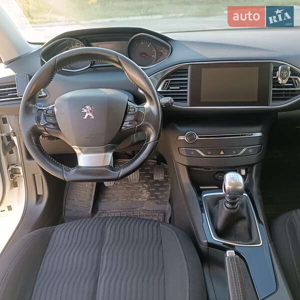 Универсал Peugeot 308 2015 в Чернигове фото 9 Универсал Peugeot 308 2015 в Чернигове