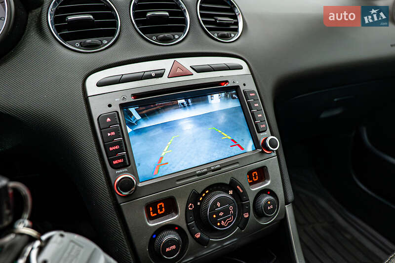 Хэтчбек Peugeot 308 2008 в Киеве