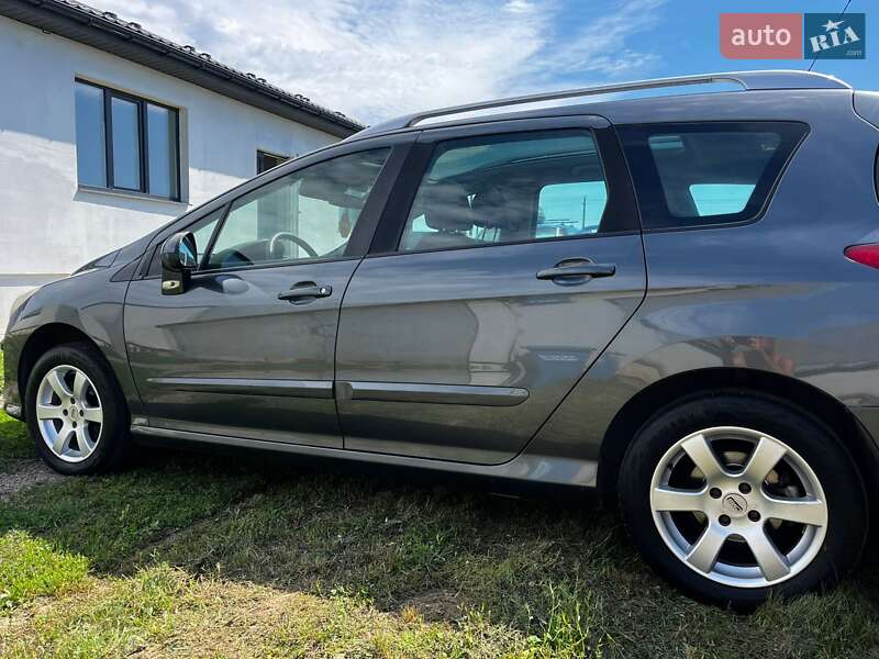 Універсал Peugeot 308 2008 в Ужгороді