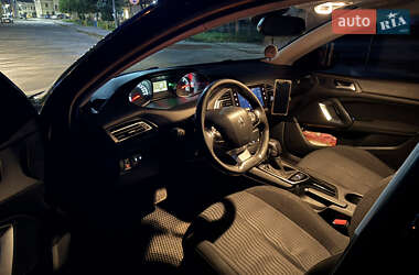 Универсал Peugeot 308 2015 в 