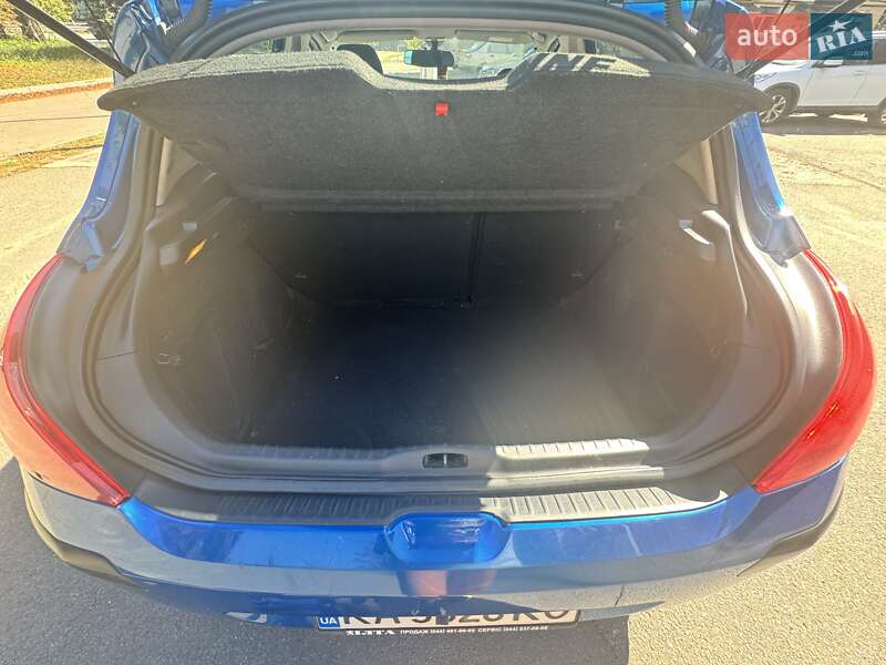 Хетчбек Peugeot 308 2008 в Києві