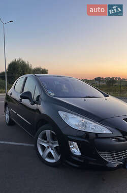Хэтчбек Peugeot 308 2008 в Ровно