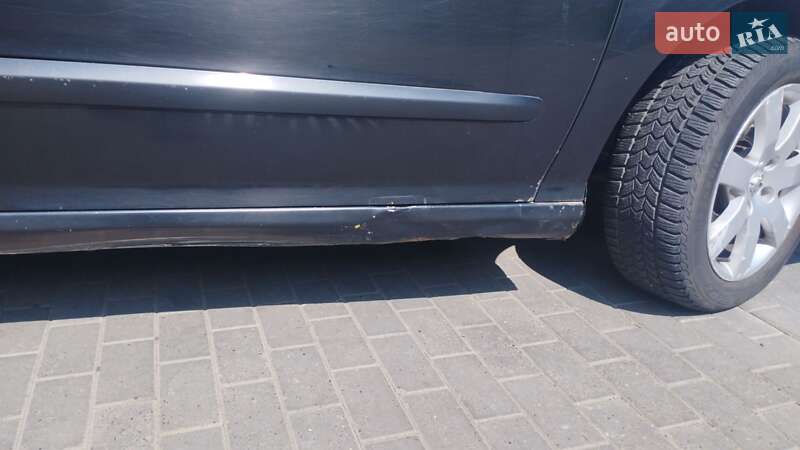 Універсал Peugeot 308 2008 в Чернівцях