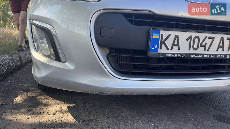 Хетчбек Peugeot 308 2013 в Києві фото 15 Хетчбек Peugeot 308 2013 в Києві