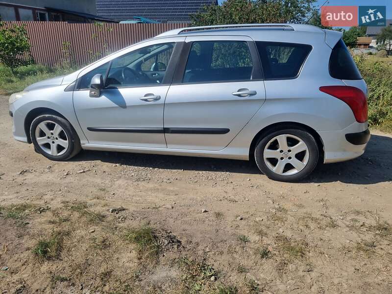 Універсал Peugeot 308 2008 в Богородчанах