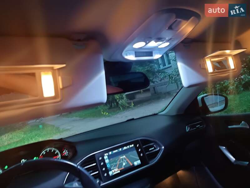 Універсал Peugeot 308 2014 в Чернігові