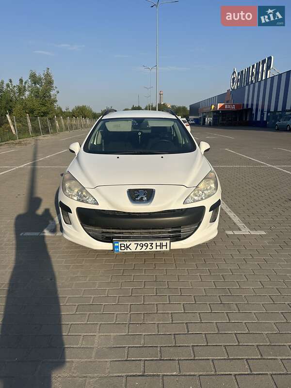 Peugeot 308 2010