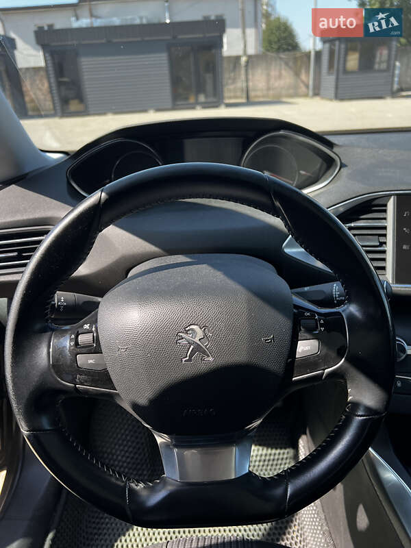 Универсал Peugeot 308 2018 в Львове