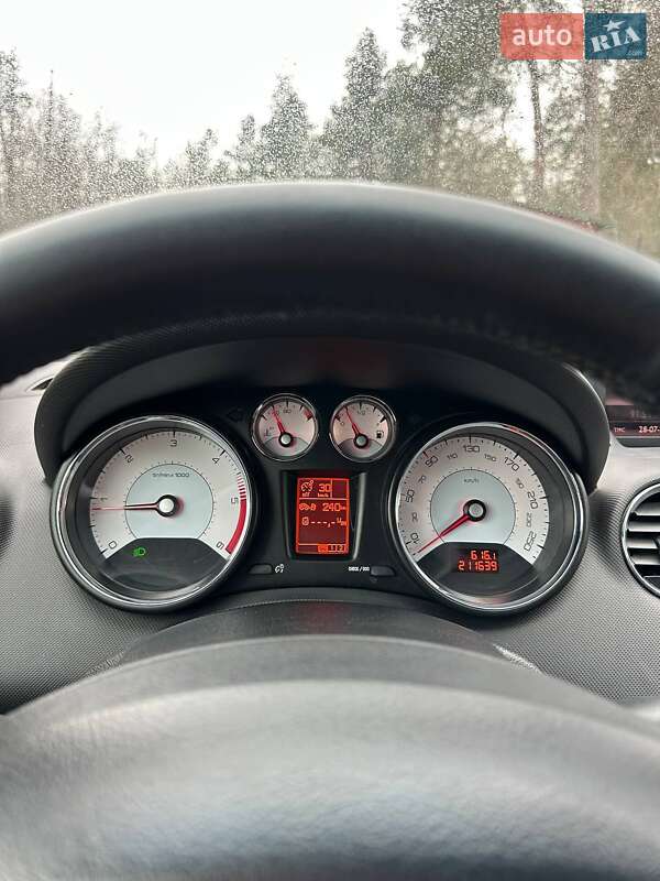 Универсал Peugeot 308 2010 в Киверцах