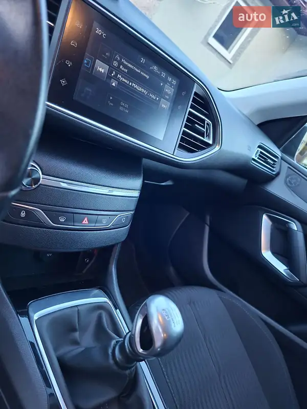 Peugeot 308 2015 VIN VF3LCBHZHFS322796 фото оголошення 33 з 70