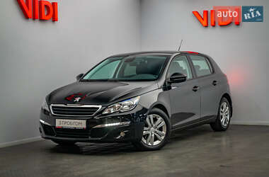 Хэтчбек Peugeot 308 2015 в Киеве
