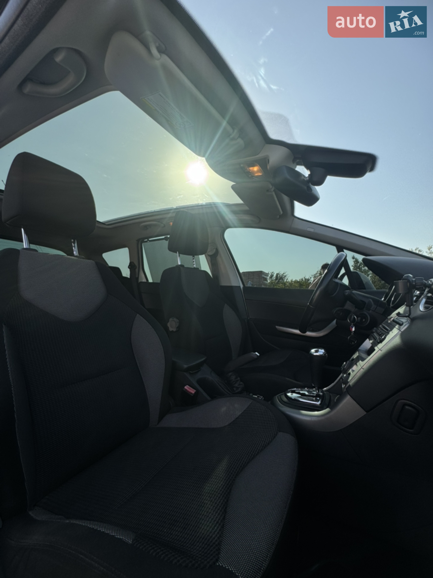 2012 Peugeot 308 - мініатюра 18