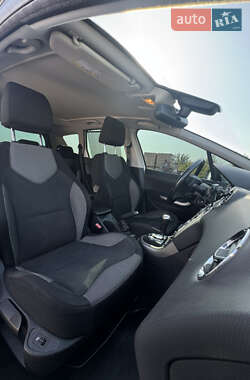 Хэтчбек Peugeot 308 2012 в Кривом Роге