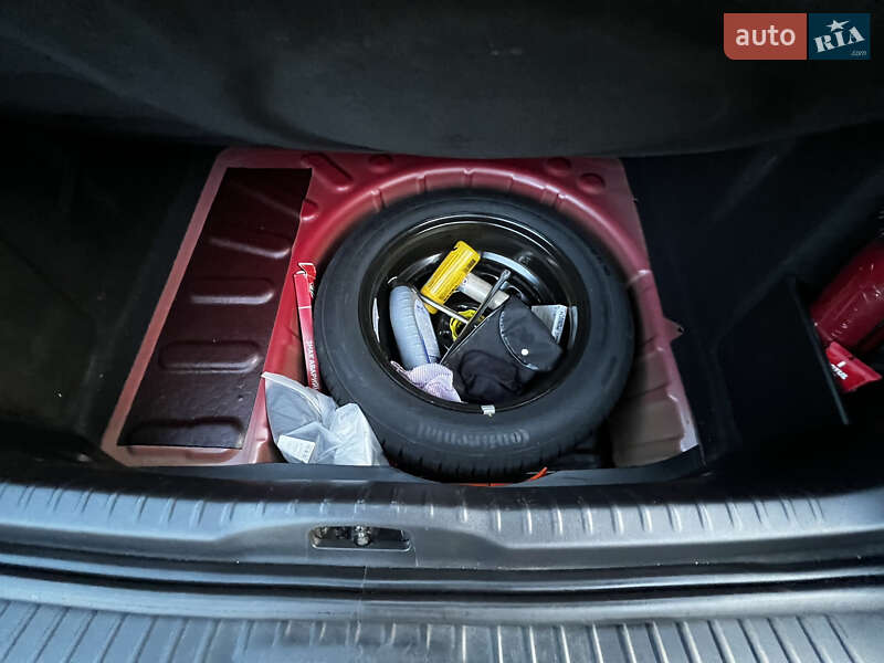 Хетчбек Peugeot 308 2010 в Василькові