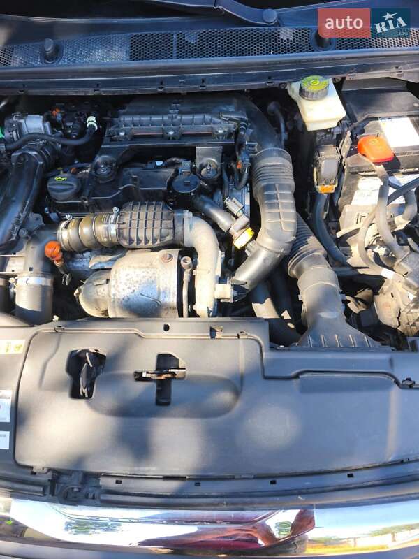 Універсал Peugeot 308 2015 в Миргороді