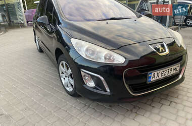 Peugeot 308 2011