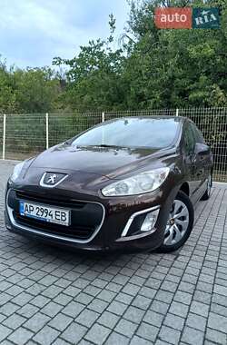 Хэтчбек Peugeot 308 2012 в Запорожье
