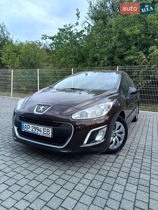Peugeot 308 2012