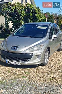 Хэтчбек Peugeot 308 2007 в Самборе