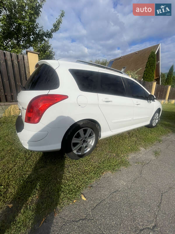 Универсал Peugeot 308 2011 в Буче фото 3 Универсал Peugeot 308 2011 в Буче