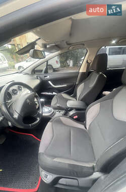 Универсал Peugeot 308 2011 в 