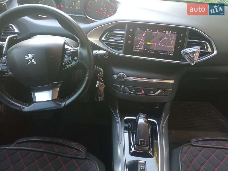 Універсал Peugeot 308 2018 в Львові