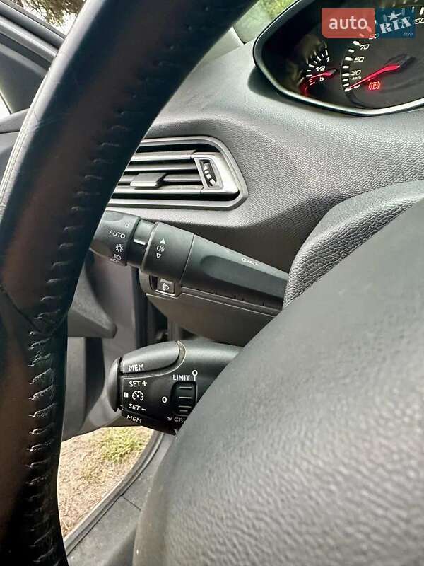 Універсал Peugeot 308 2017 в Тернополі фото 19 Універсал Peugeot 308 2017 в Тернополі