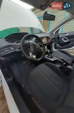 Универсал Peugeot 308 2015 в Сумах