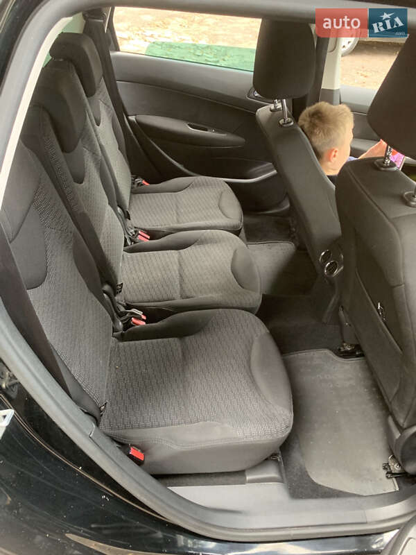 Універсал Peugeot 308 2010 в Львові