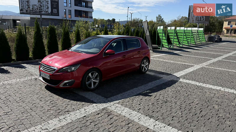 Хетчбек Peugeot 308 2016 в Хусті