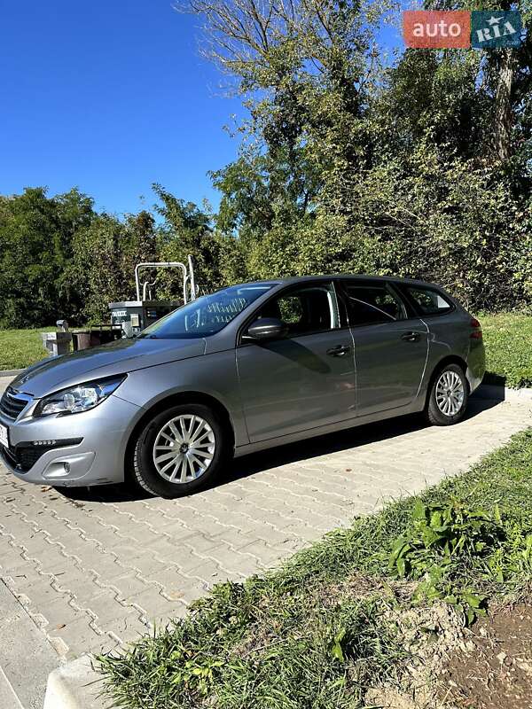 Універсал Peugeot 308 2016 в Деражні