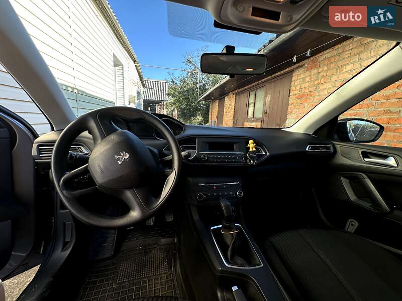 Універсал Peugeot 308 2016 в Деражні