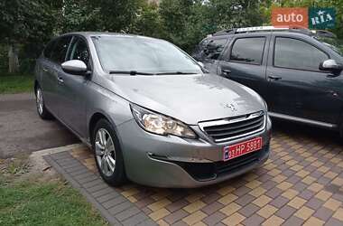 Универсал Peugeot 308 2015 в Луцке