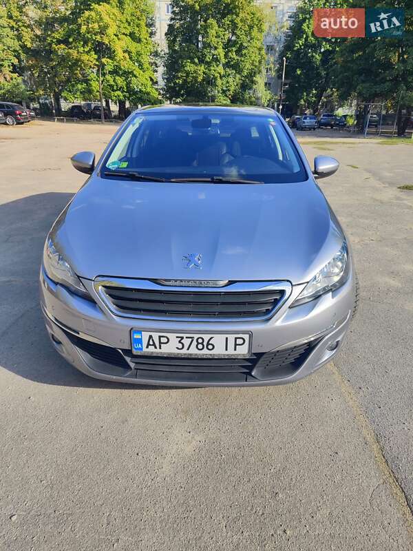 Peugeot 308 2015