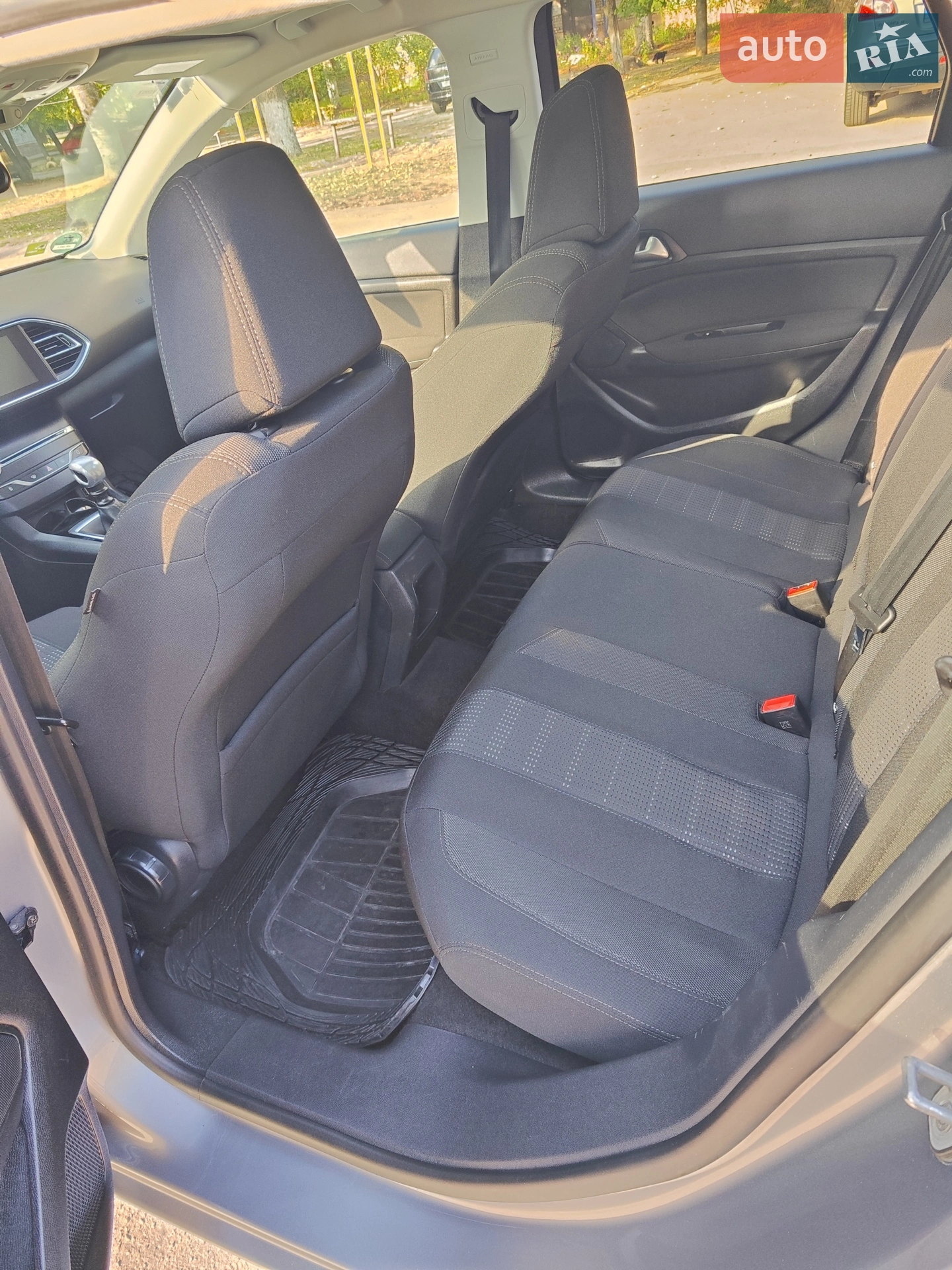 2015 Peugeot 308 - мініатюра 9